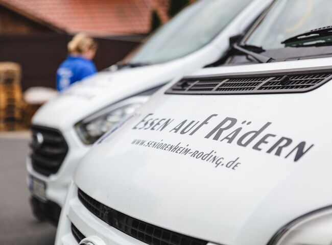 Fahrzeugbeschriftung Essen auf Rädern